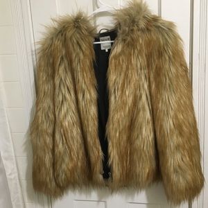 Luxury Faux Fur Jacket 🍁